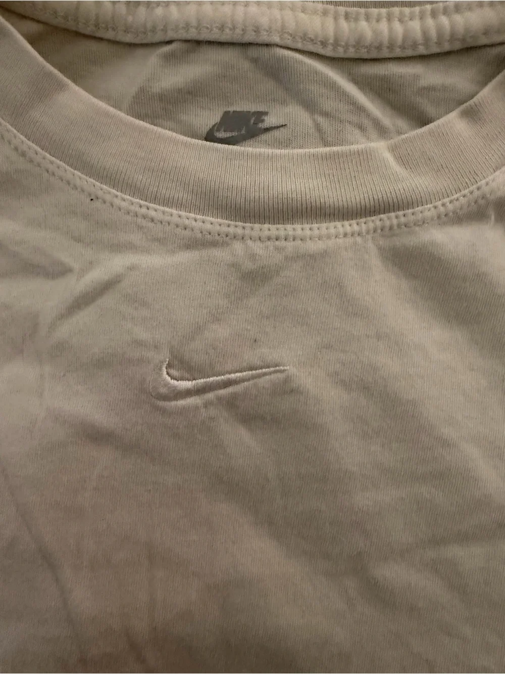 Nike Men’s White Crew Swoosh Short Sleeve T-Shirt